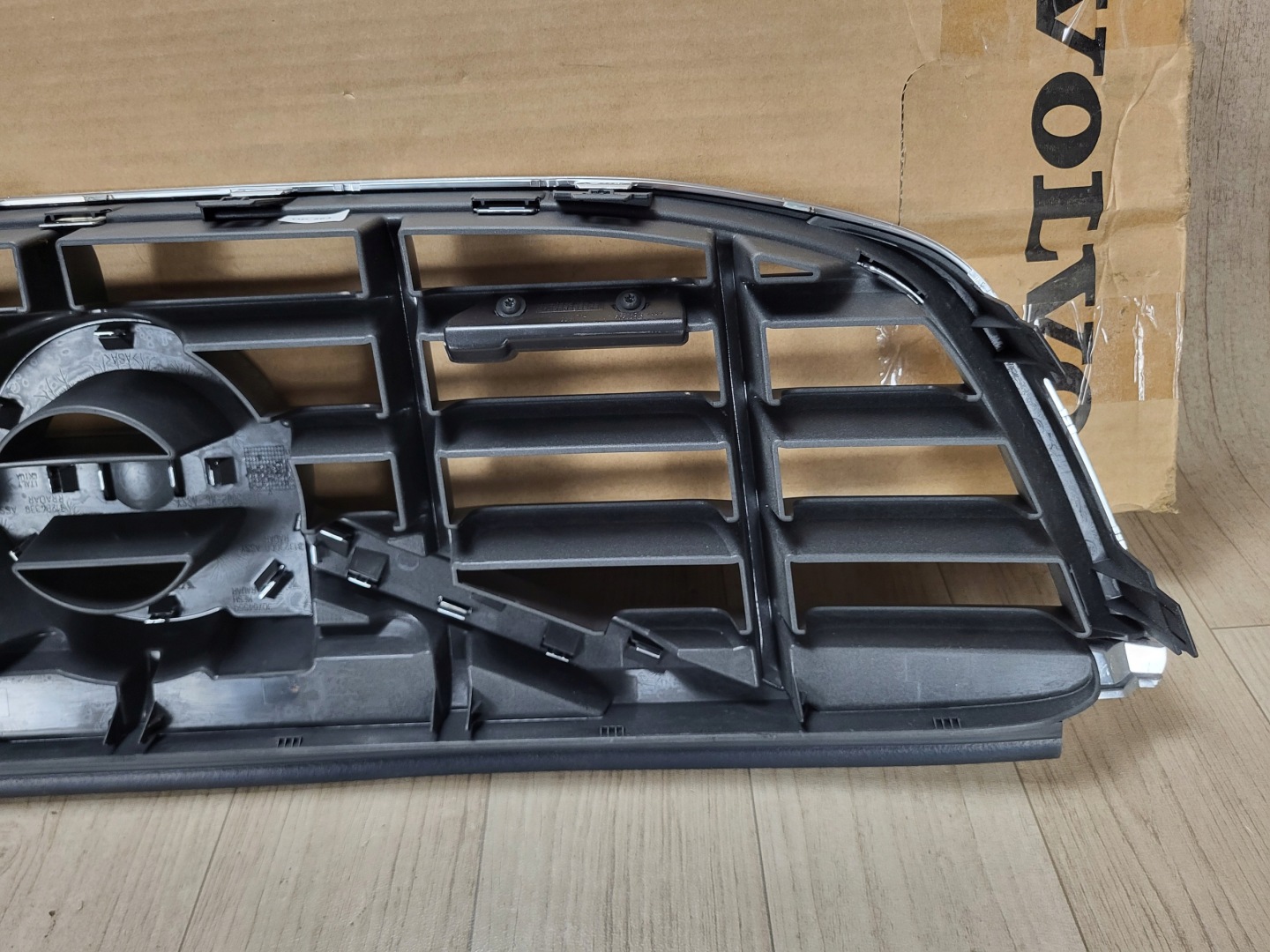 Volvo XC60 Kühlergrill FRONTGRILL Kühlergitter 31323000 - Thumbnail 8