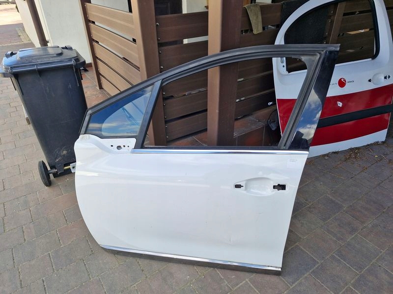 Peugeot 2008 Tür Vorne Links Door Porta Porte - Thumbnail 1