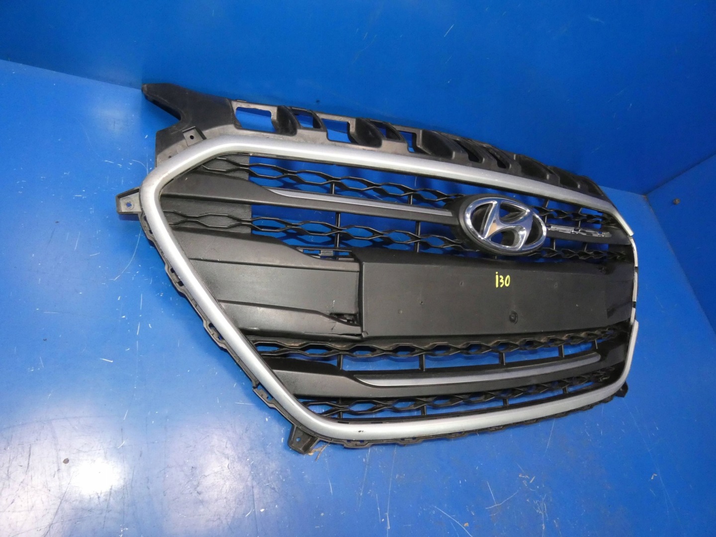 Hyundai i30 FDH Kühlergrill FRONTGRILL Kühlergitter - Thumbnail 2