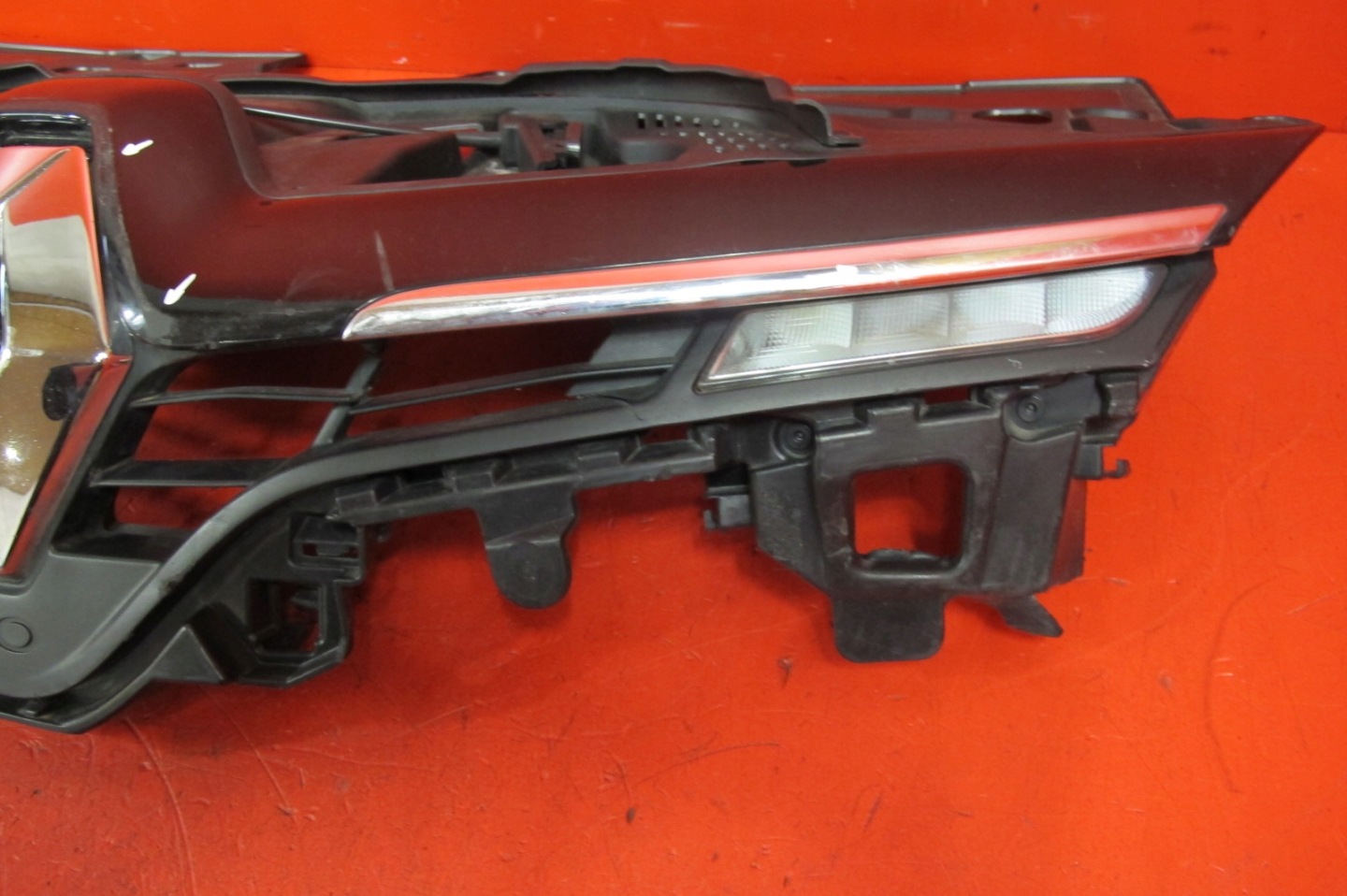 Renault Clio X98 Kühlergrill FRONTGRILL Kühlergitter - Thumbnail 4