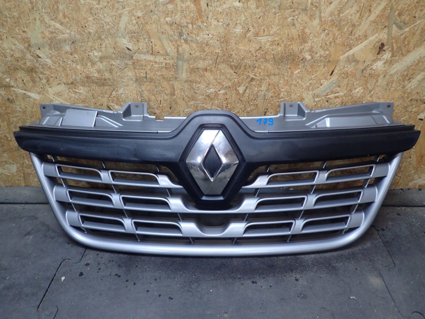 Renault Master II Kühlergrill FRONTGRILL Kühlergitter - Thumbnail 1