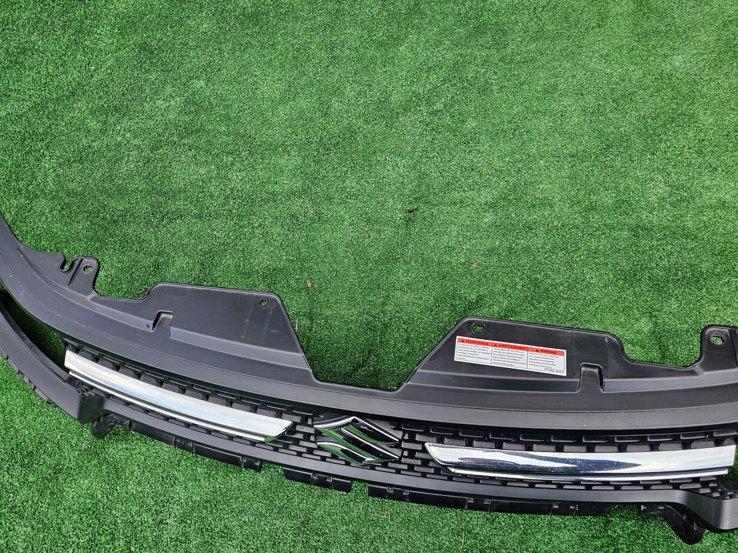 Suzuki Ignis I FH Kühlergrill FRONTGRILL Kühlergitter 7211162R072 - Thumbnail 10