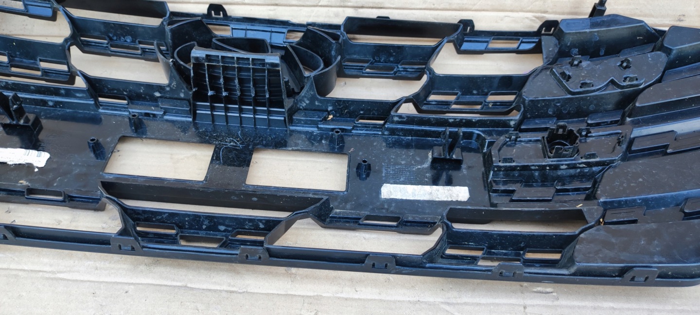 Hyundai i20 PB Kühlergrill FRONTGRILL Kühlergitter 86351C0000 - Thumbnail 10