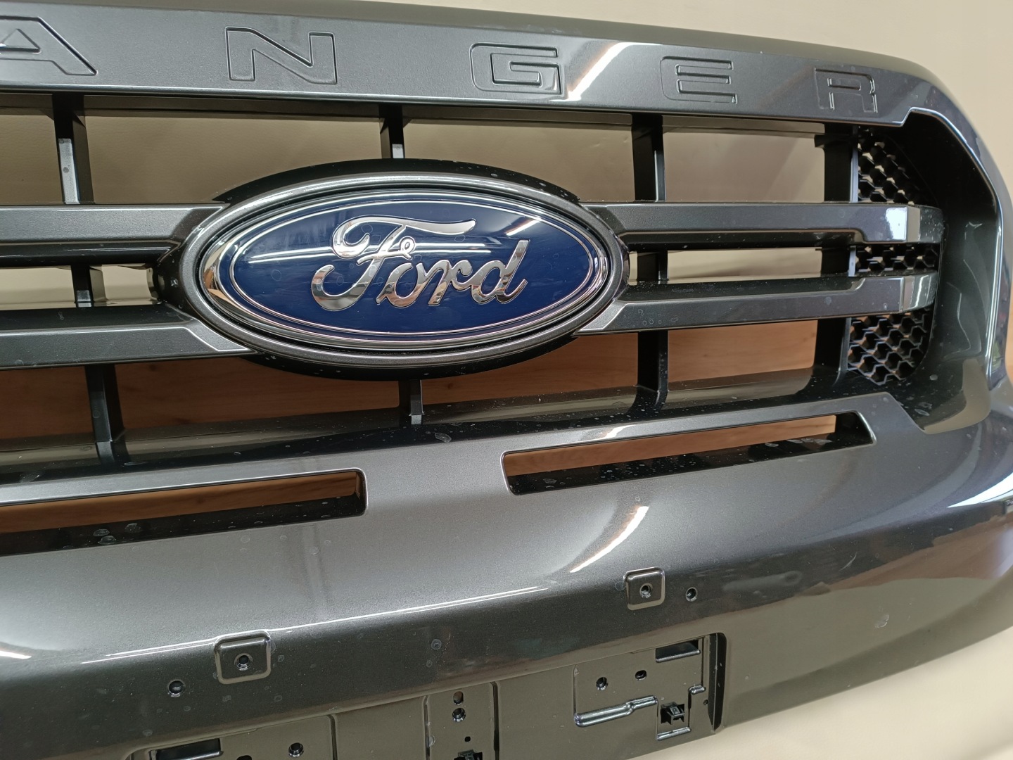 Ford Ranger 2 Mk2 Kühlergrill FRONTGRILL Kühlergitter JB3B8350B - Thumbnail 3