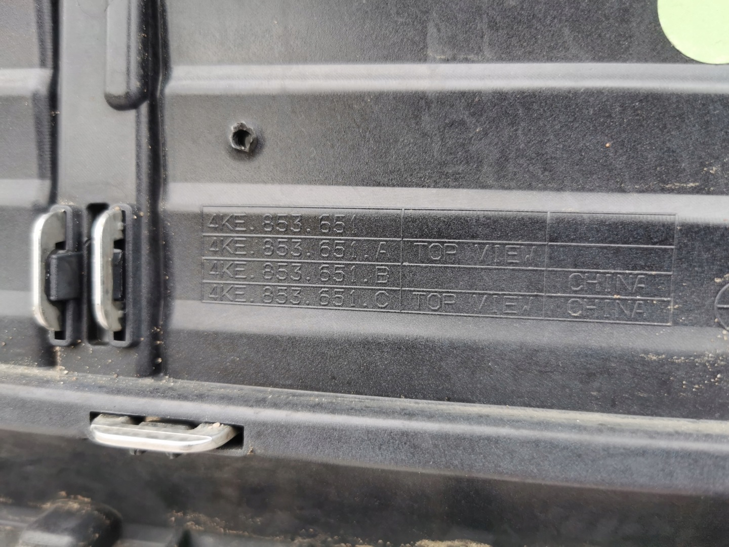 Audi e-tron Kühlergrill FRONTGRILL Kühlergitter 4KE853651BA - Thumbnail 9