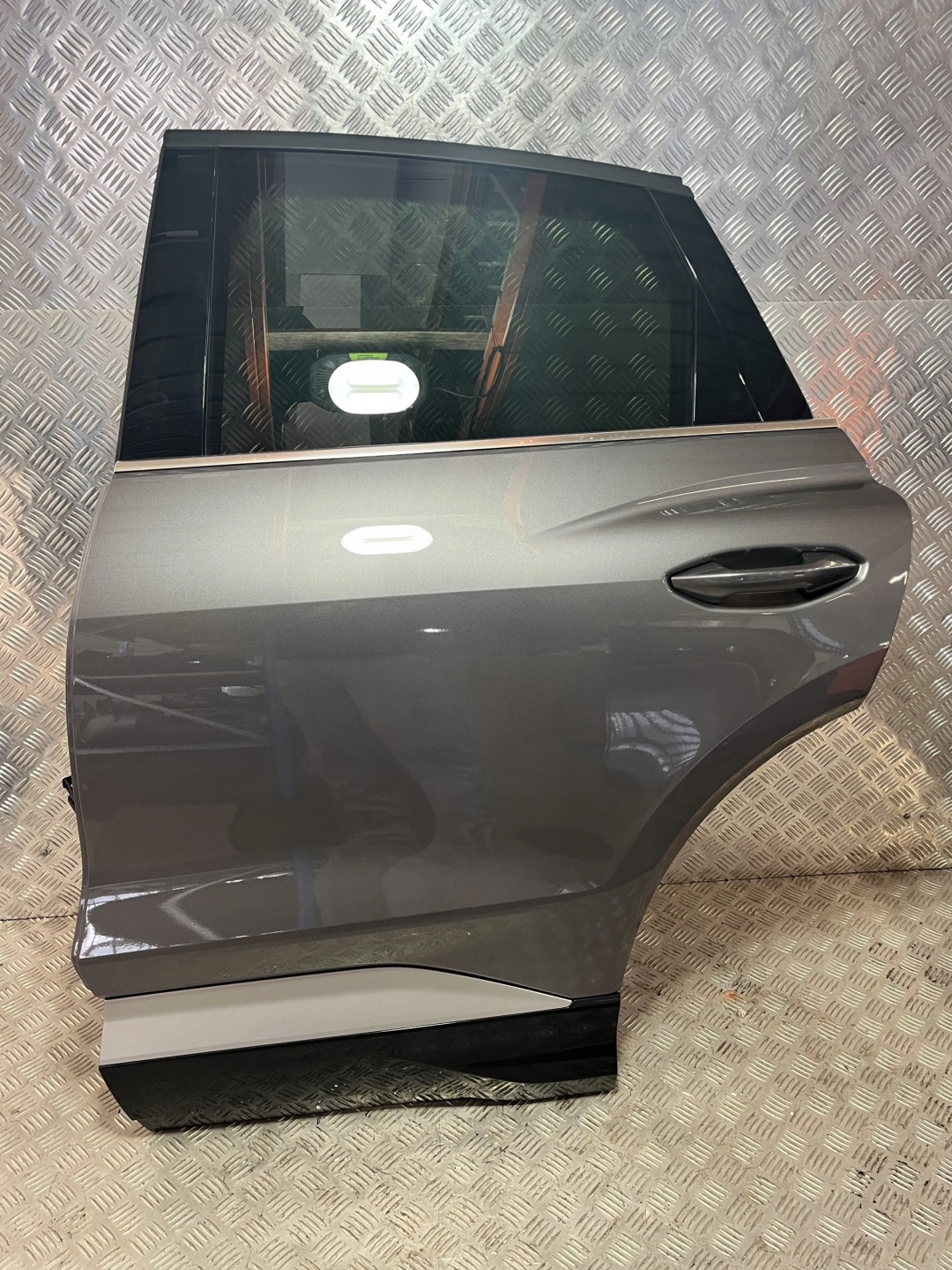 Audi Q4 Tür Hinten Links Door Porta Porte - Image 1