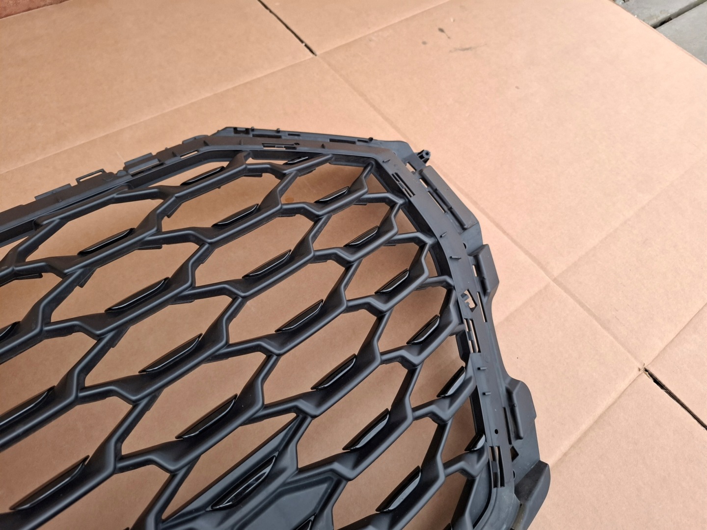 Audi Q3 Kühlergrill FRONTGRILL Kühlergitter 83F853651A - Thumbnail 4