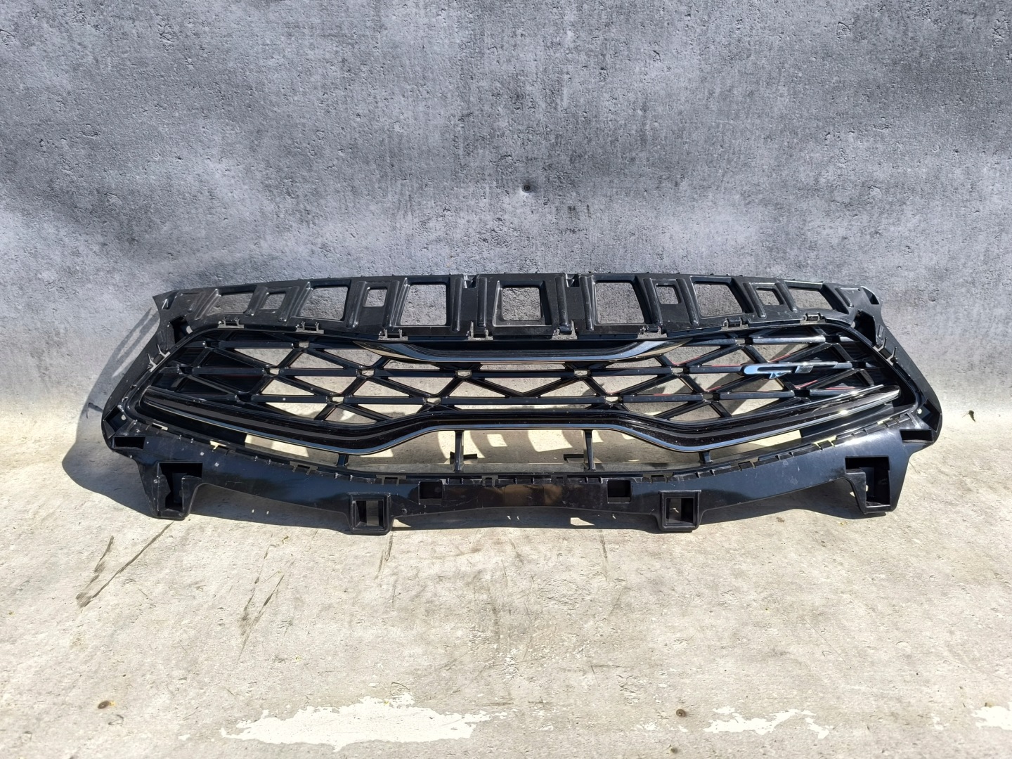 Kia Ceed CD Kühlergrill FRONTGRILL Kühlergitter - Thumbnail 1