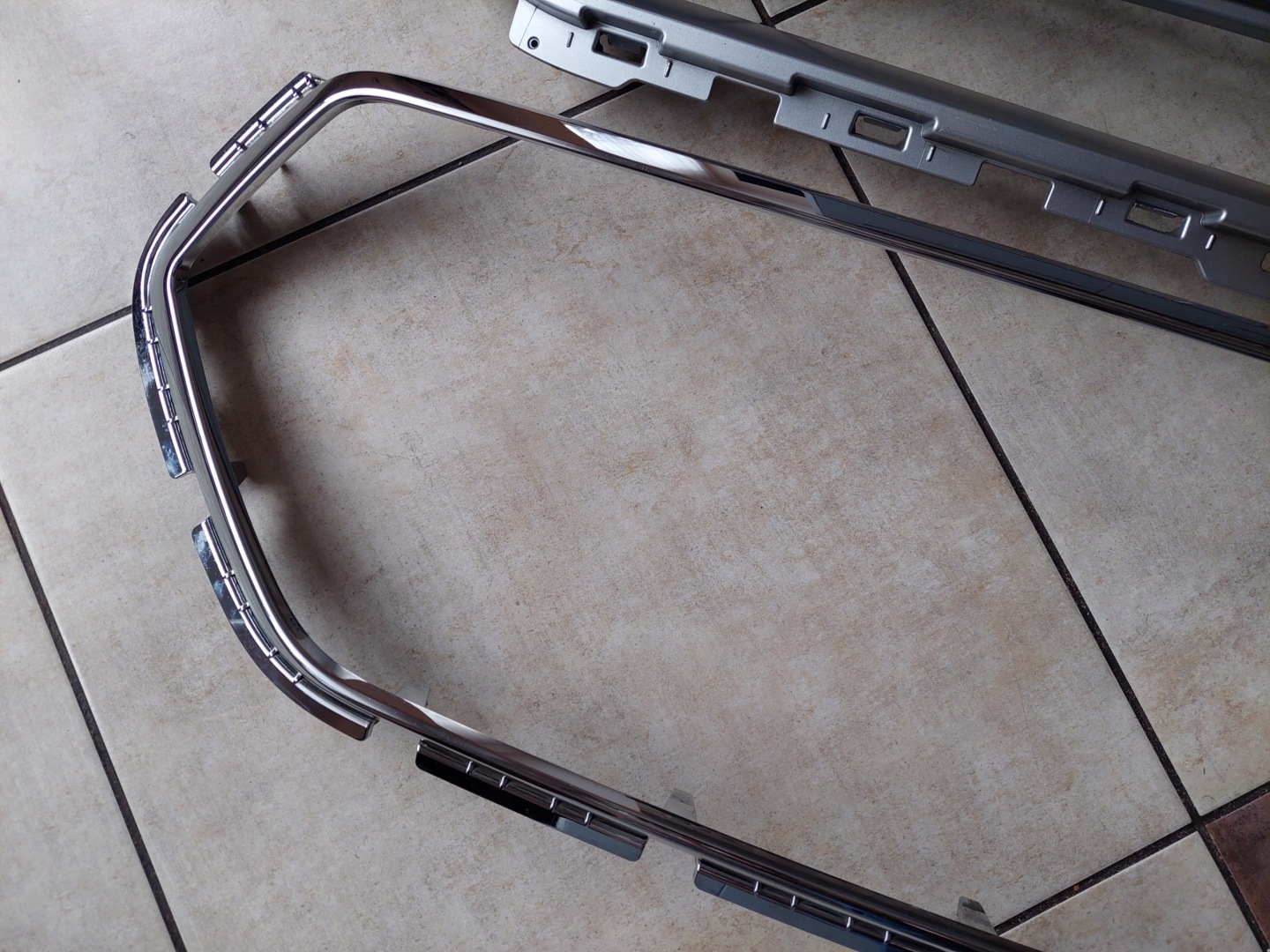 Ford Kuga II Mk2 Kühlergrill FRONTGRILL Kühlergitter - Thumbnail 9