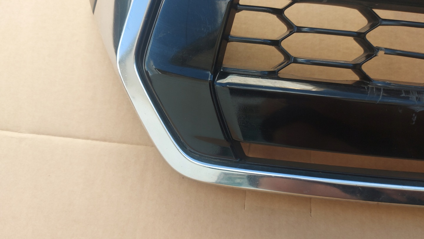 Toyota Hilux AN1P Kühlergrill FRONTGRILL Kühlergitter 53100YP0805 - Thumbnail 11