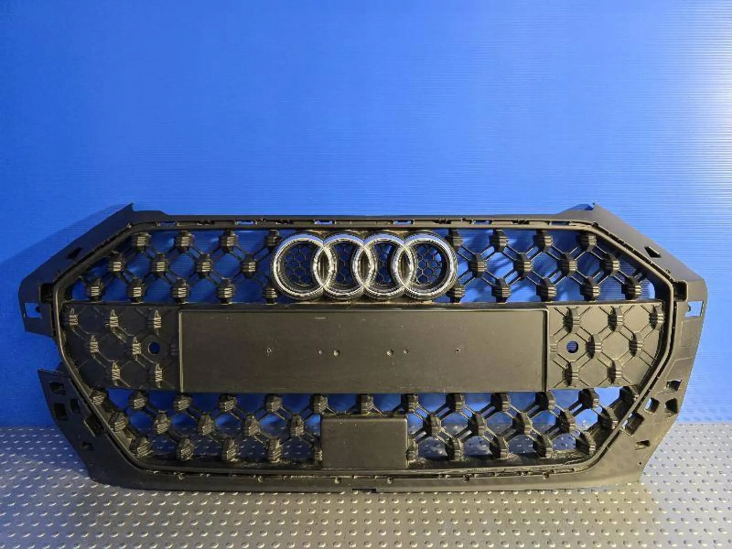Audi A1 82A Kühlergrill FRONTGRILL Kühlergitter 82A853651D - Thumbnail 1