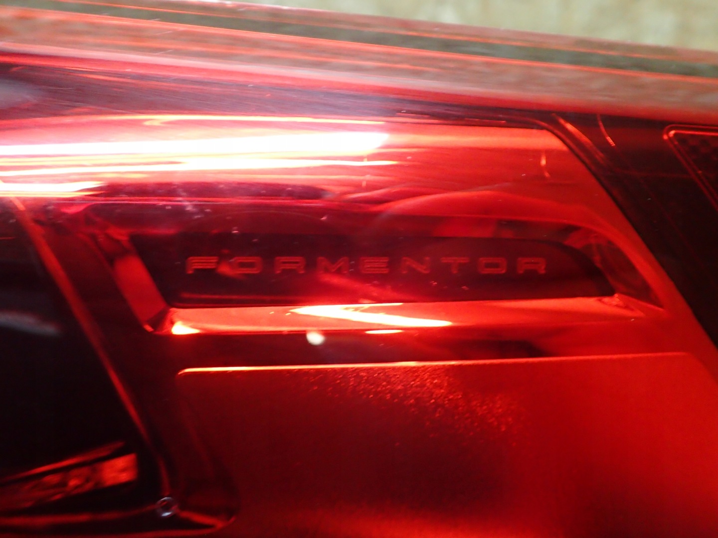 SEAT Formentor KM Rückleuchte 5FF945208 Rearlamp - Thumbnail 5