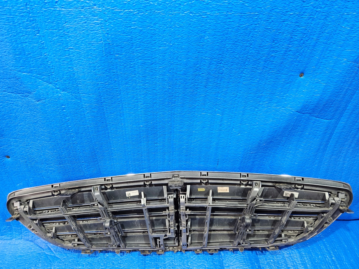 Mercedes-Benz C-Klasse W205 Kühlergrill FRONTGRILL Kühlergitter A2058805901 - Thumbnail 9