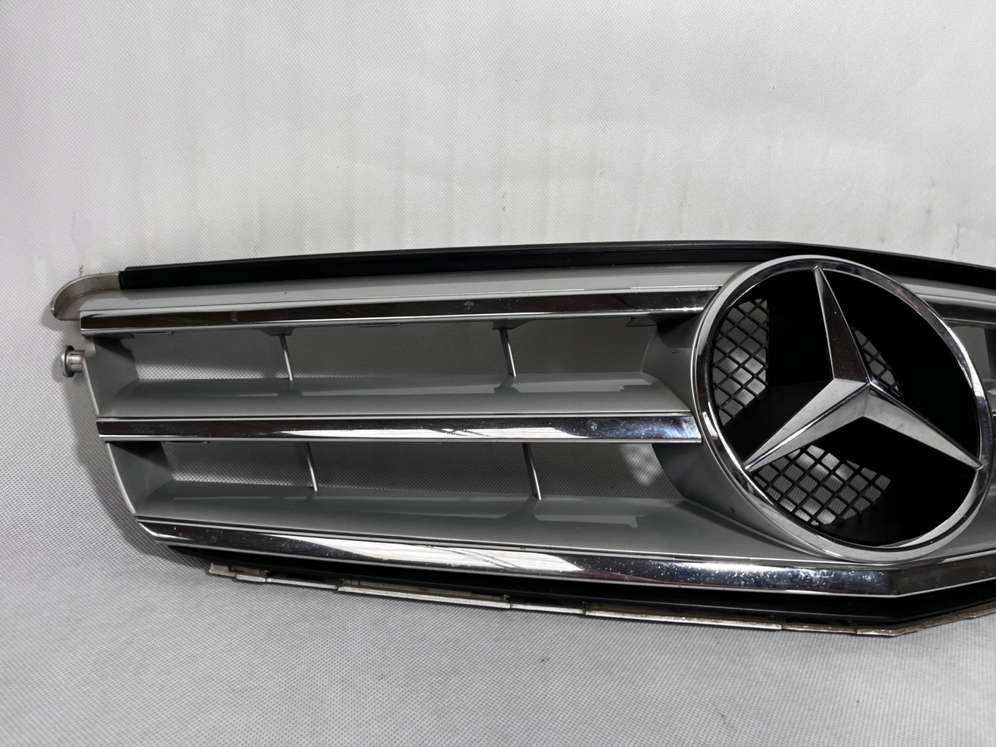 Mercedes-Benz C-Klasse W204 Kühlergrill FRONTGRILL Kühlergitter A2048800023 - Thumbnail 3