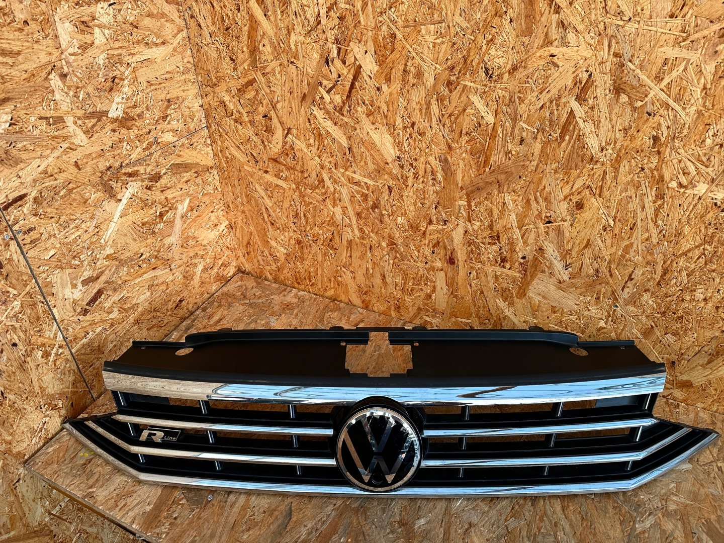 VW Passat B8 Kühlergrill FRONTGRILL Kühlergitter 3G0853651DG - Thumbnail 4