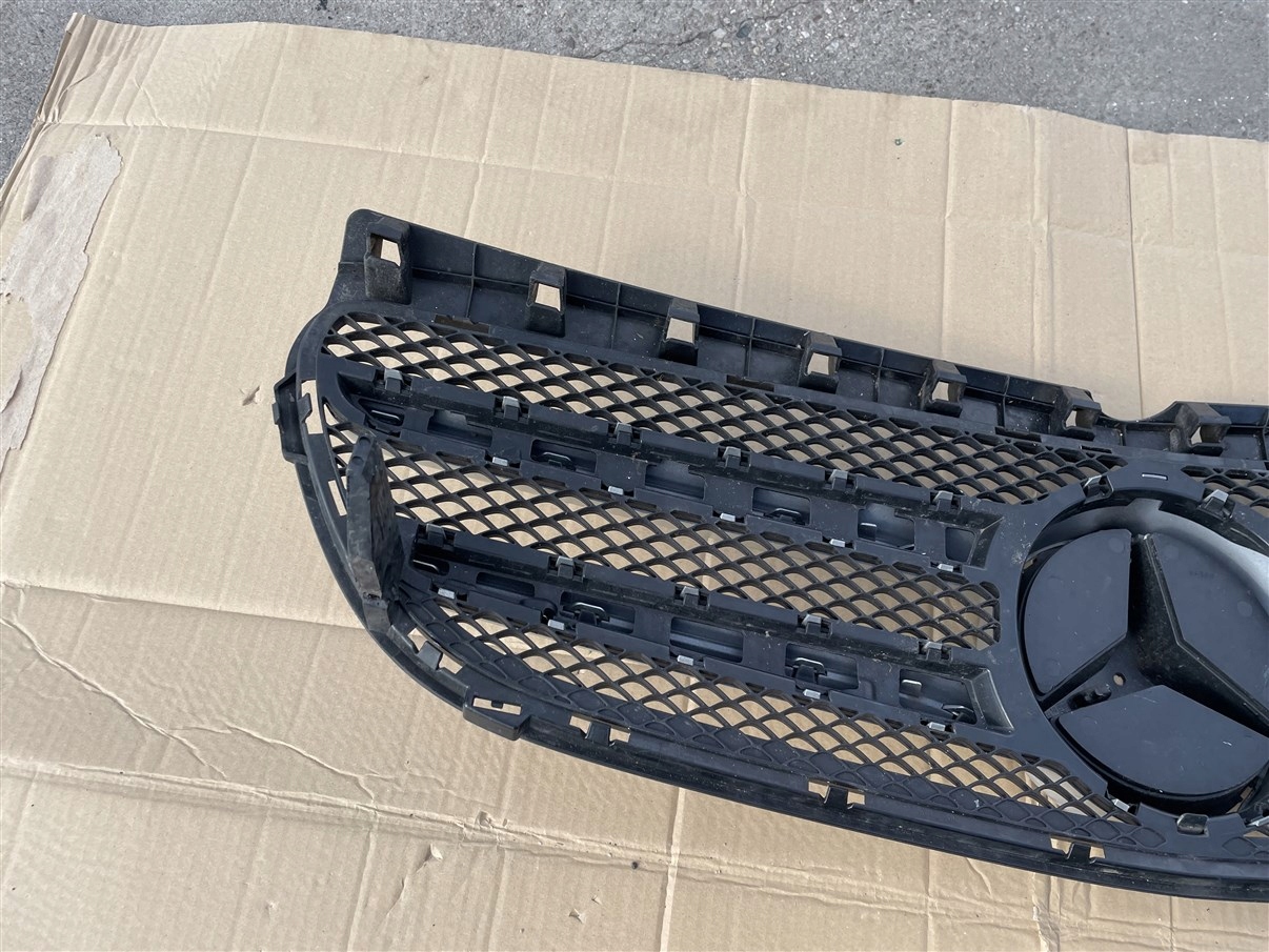 Mercedes-Benz B-Klasse W246 Kühlergrill FRONTGRILL Kühlergitter A0008880060 - Thumbnail 5