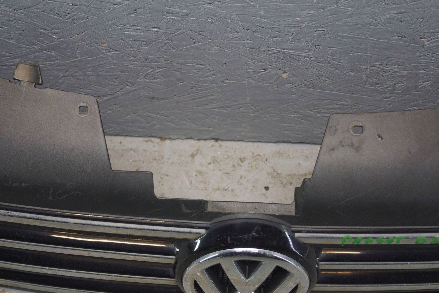 VW Passat B7 Kühlergrill FRONTGRILL Kühlergitter 3AA853651 - Thumbnail 7
