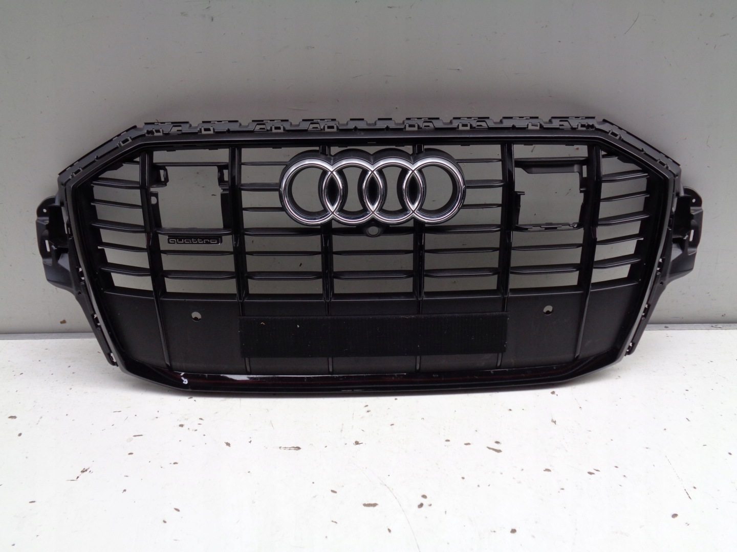 Audi Q7 Kühlergrill FRONTGRILL Kühlergitter 4M0853651AJ - Thumbnail 1