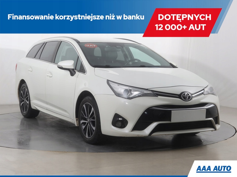 Toyota Avensis III Wagon Facelifting 2015 2.0 D-4D 143KM 2017