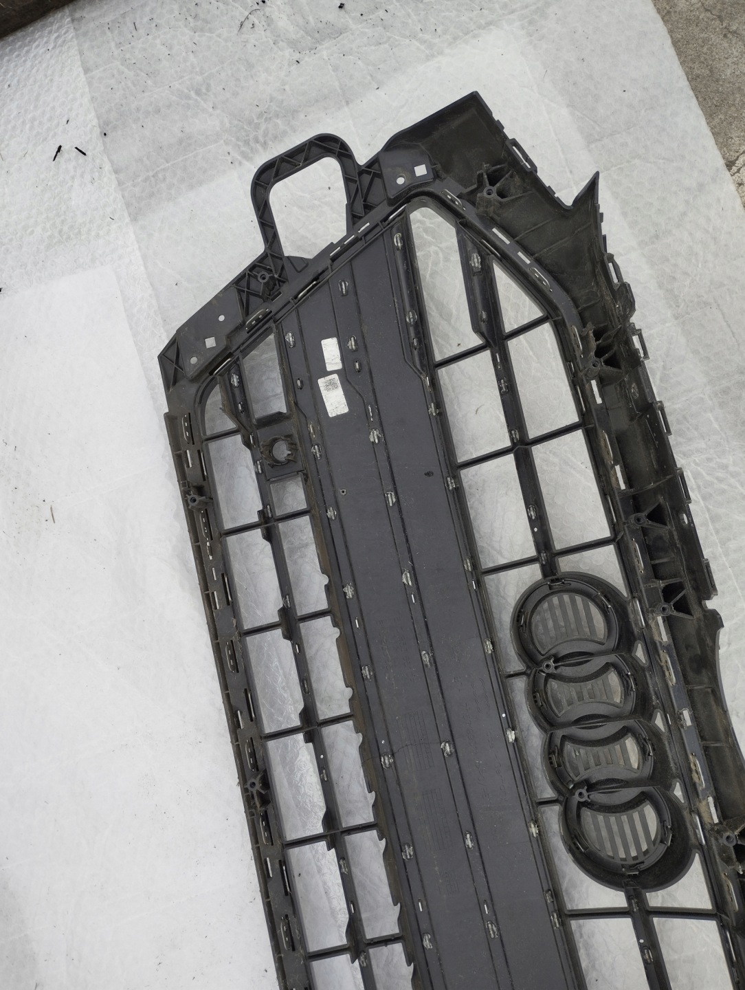 Audi A4 8W0 Kühlergrill FRONTGRILL Kühlergitter 8W0807233C - Thumbnail 5