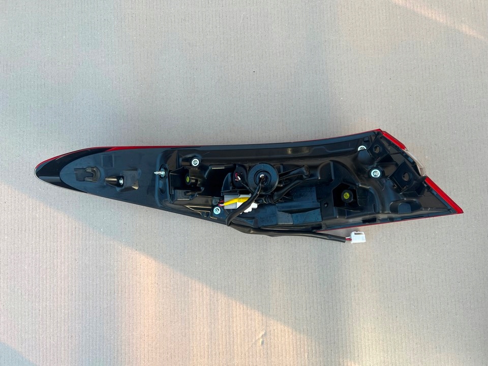 Toyota Camry XV70 Rückleuchte Rearlamp - Thumbnail 4