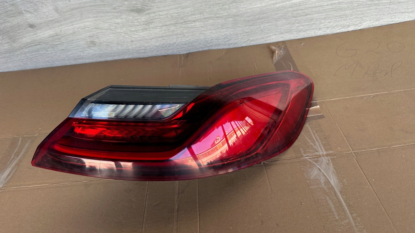 BMW 8 G14 Rückleuchte 4744577 Rearlamp - Thumbnail 1