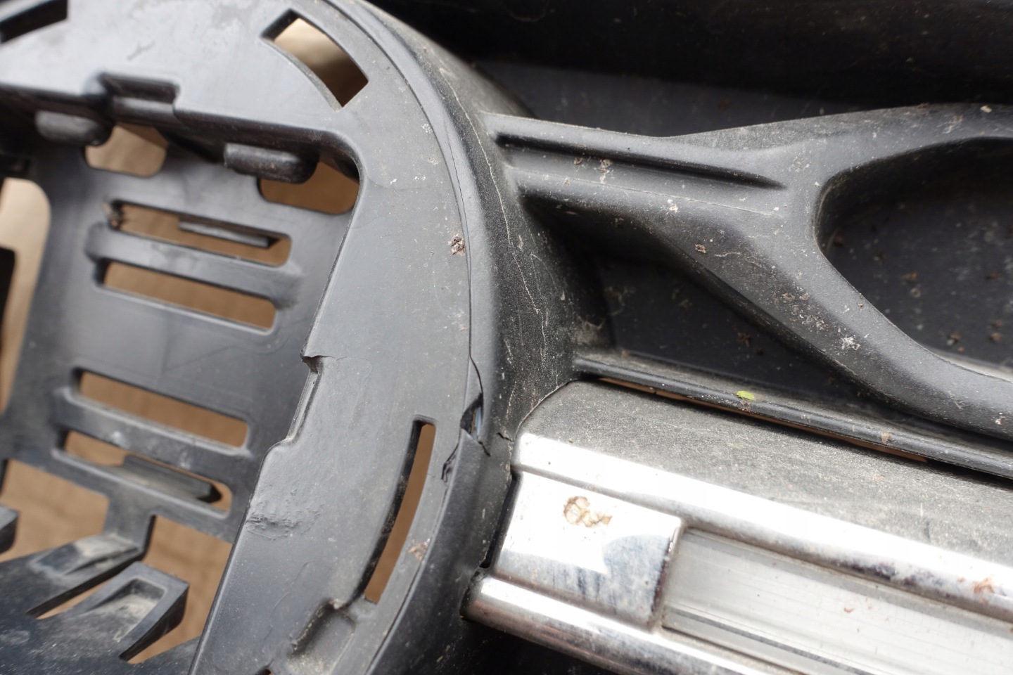 VW T-Roc A1 Kühlergrill FRONTGRILL Kühlergitter 2GA853653HL - Thumbnail 4