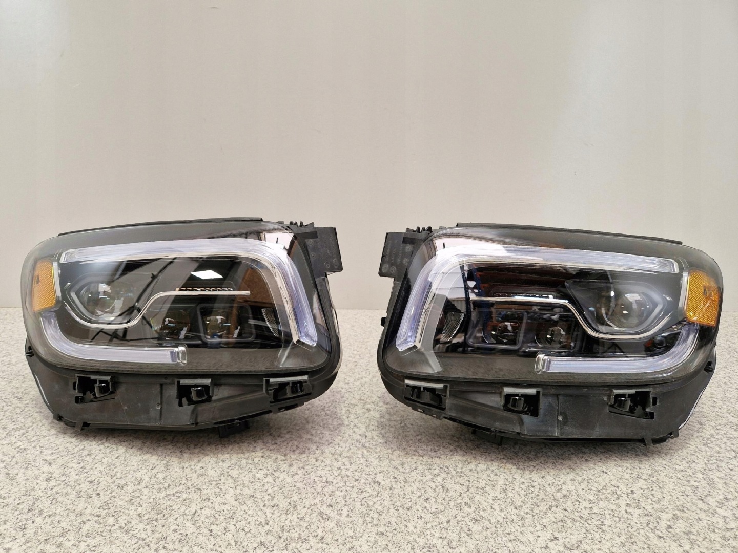 Frontscheinwerfer Mercedes-Benz GLB W247 Multibeam LED Links Headlight - Thumbnail 1