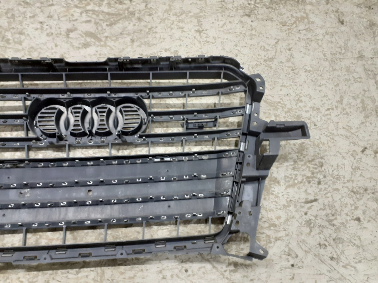 Audi 8R0 Kühlergrill FRONTGRILL Kühlergitter 8R0853651AD - Thumbnail 8