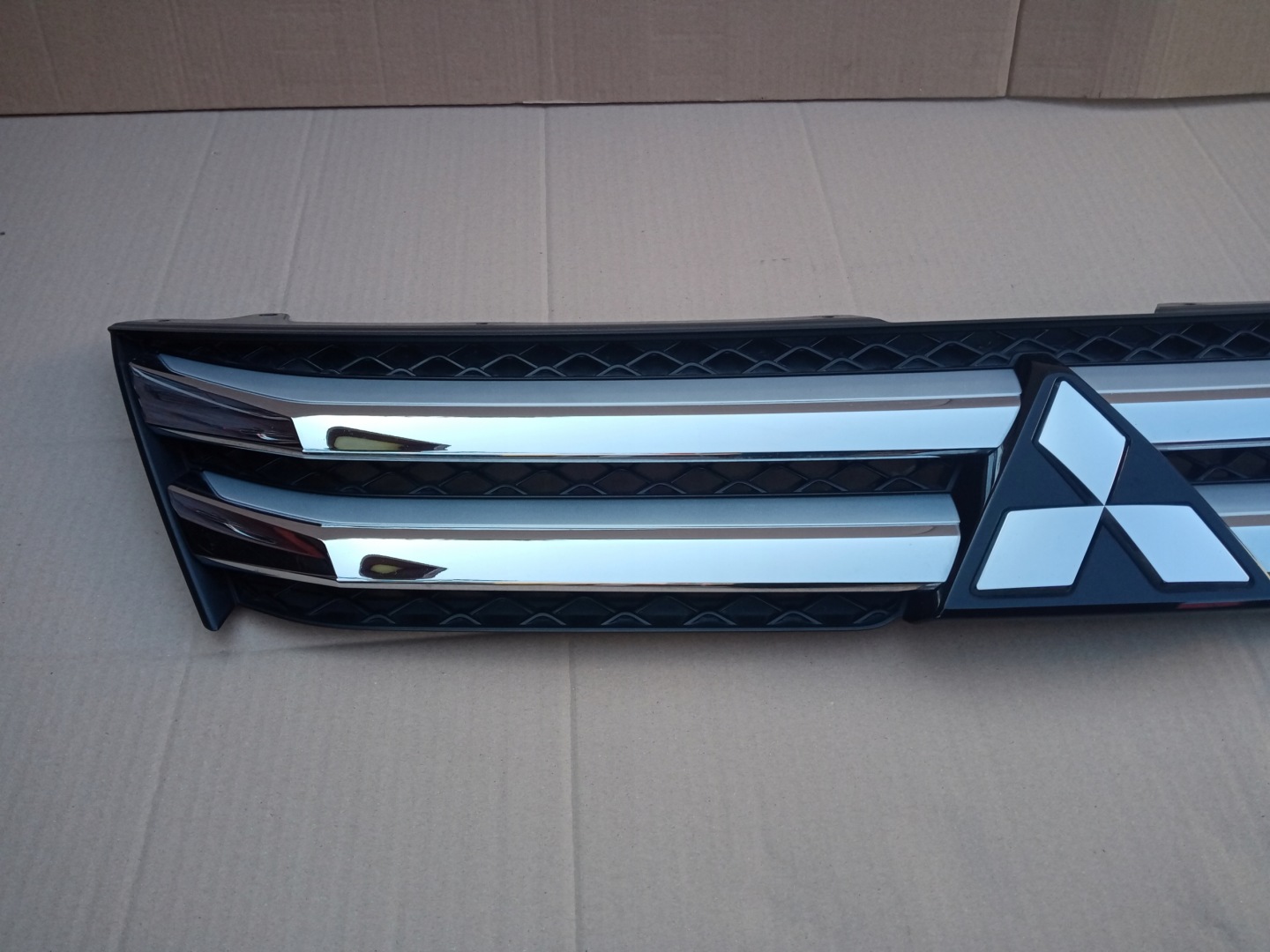 Mitsubishi Eclipse Cross GK0 Kühlergrill FRONTGRILL Kühlergitter 7450B072 - Thumbnail 2
