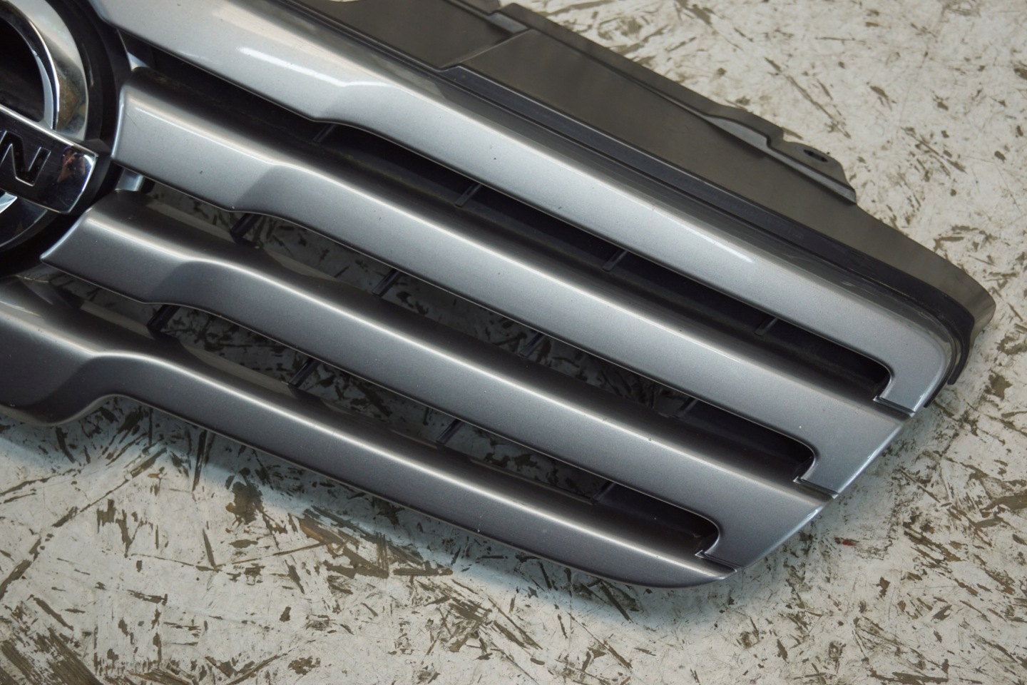 Nissan Qashqai J10 Kühlergrill FRONTGRILL Kühlergitter 62310EY10A - Thumbnail 5