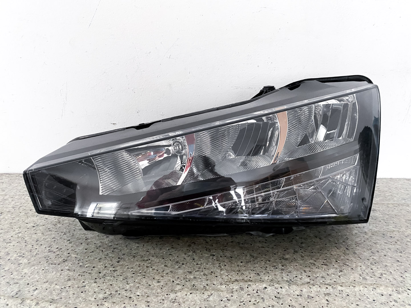 Frontscheinwerfer Skoda Scala 657 657941015 LED Links Scheinwerfer Headlight - Thumbnail 1