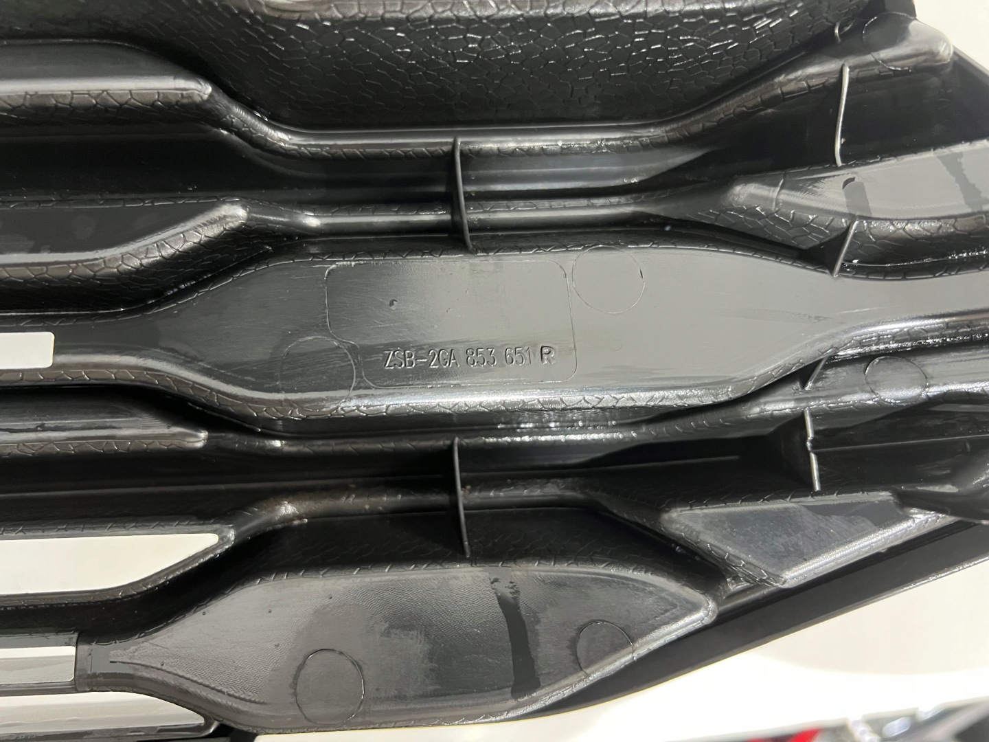 VW T-Roc A1 Kühlergrill FRONTGRILL Kühlergitter 2GA853651 - Thumbnail 8