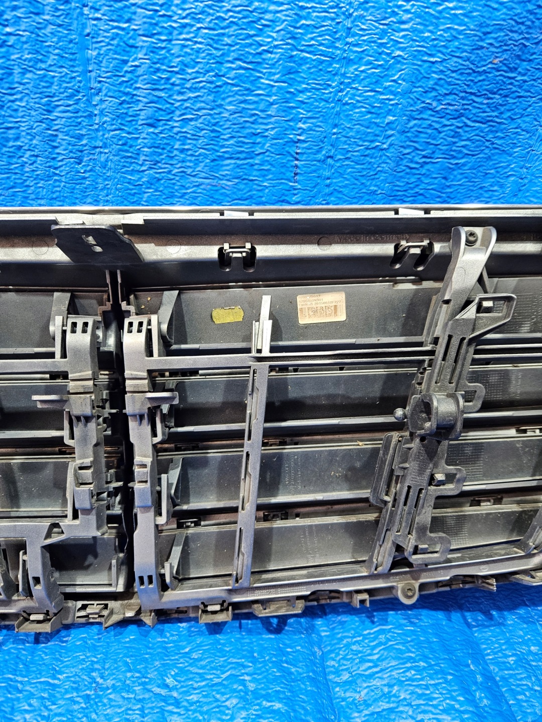 Mercedes-Benz C-Klasse W205 Kühlergrill FRONTGRILL Kühlergitter A2058805901 - Thumbnail 12