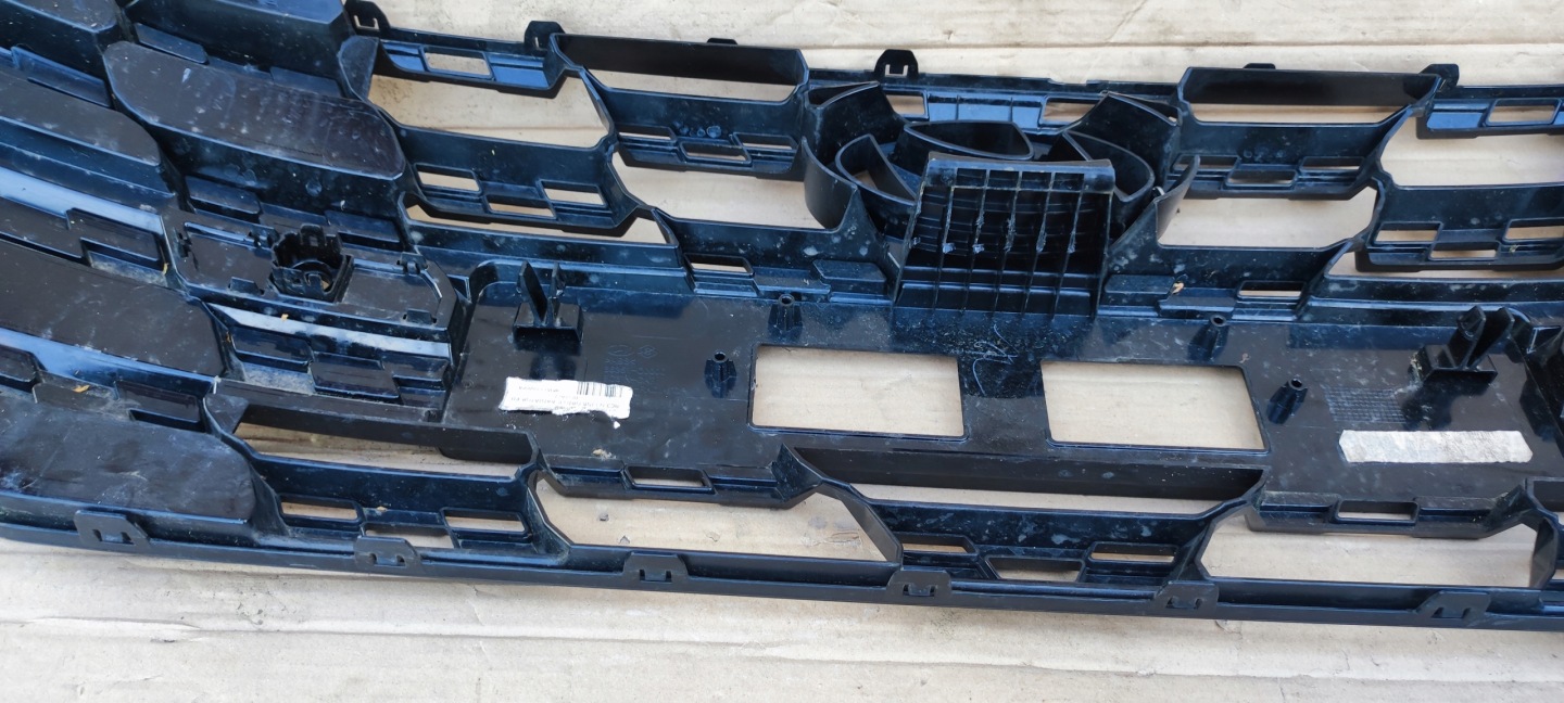 Hyundai i20 PB Kühlergrill FRONTGRILL Kühlergitter 86351C0000 - Thumbnail 11