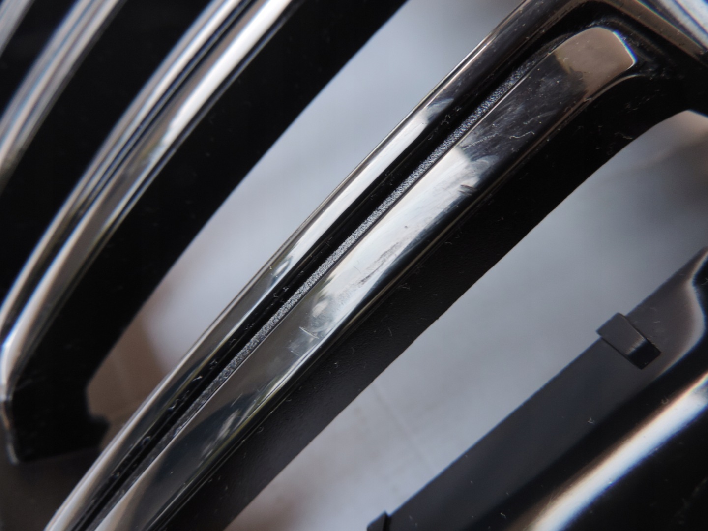 Skoda Octavia 1U Kühlergrill FRONTGRILL Kühlergitter 45E385334 - Thumbnail 11