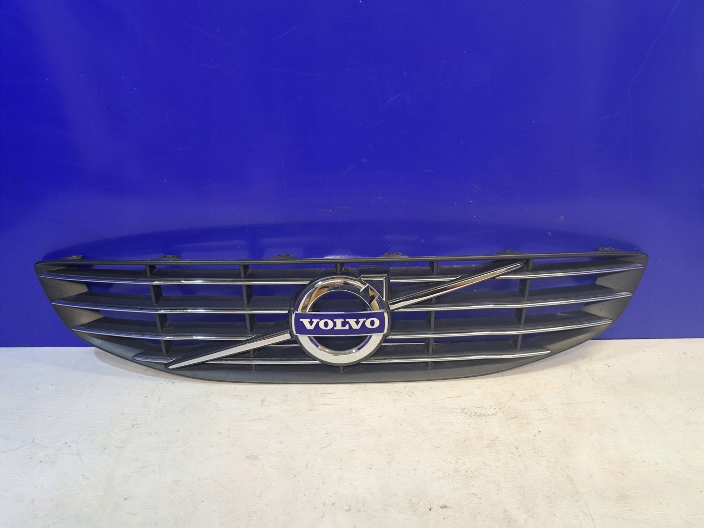 Volvo S60/V60 S60 Kühlergrill FRONTGRILL Kühlergitter 31333834 - Thumbnail 1