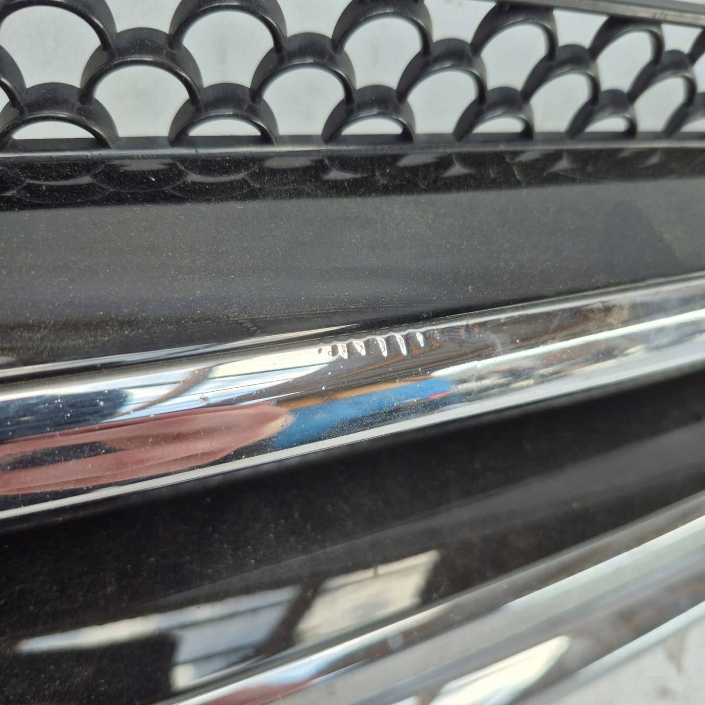 Mercedes-Benz C-Klasse W204 Kühlergrill FRONTGRILL Kühlergitter A2048801083 - Thumbnail 10