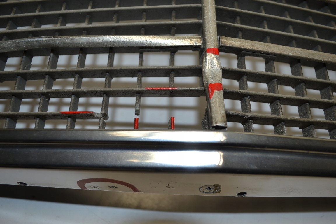 Mercedes-Benz S-Klasse W126 Kühlergrill FRONTGRILL Kühlergitter - Thumbnail 6