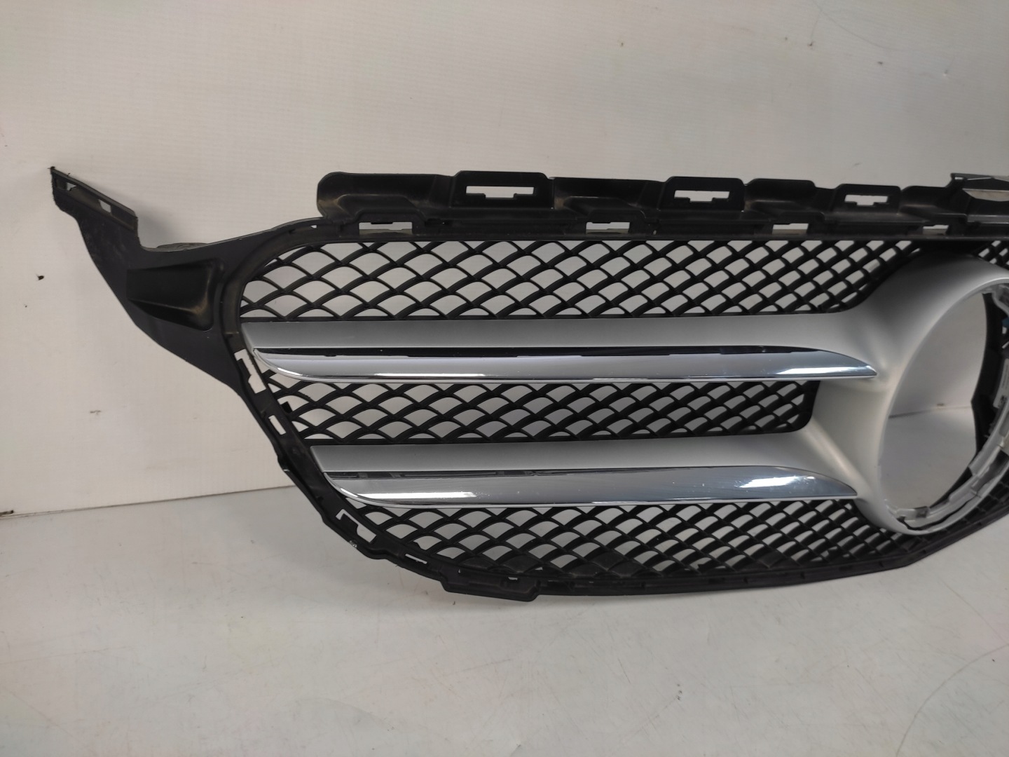 Mercedes-Benz C-Klasse W205 Kühlergrill FRONTGRILL Kühlergitter A2058803783 - Thumbnail 4