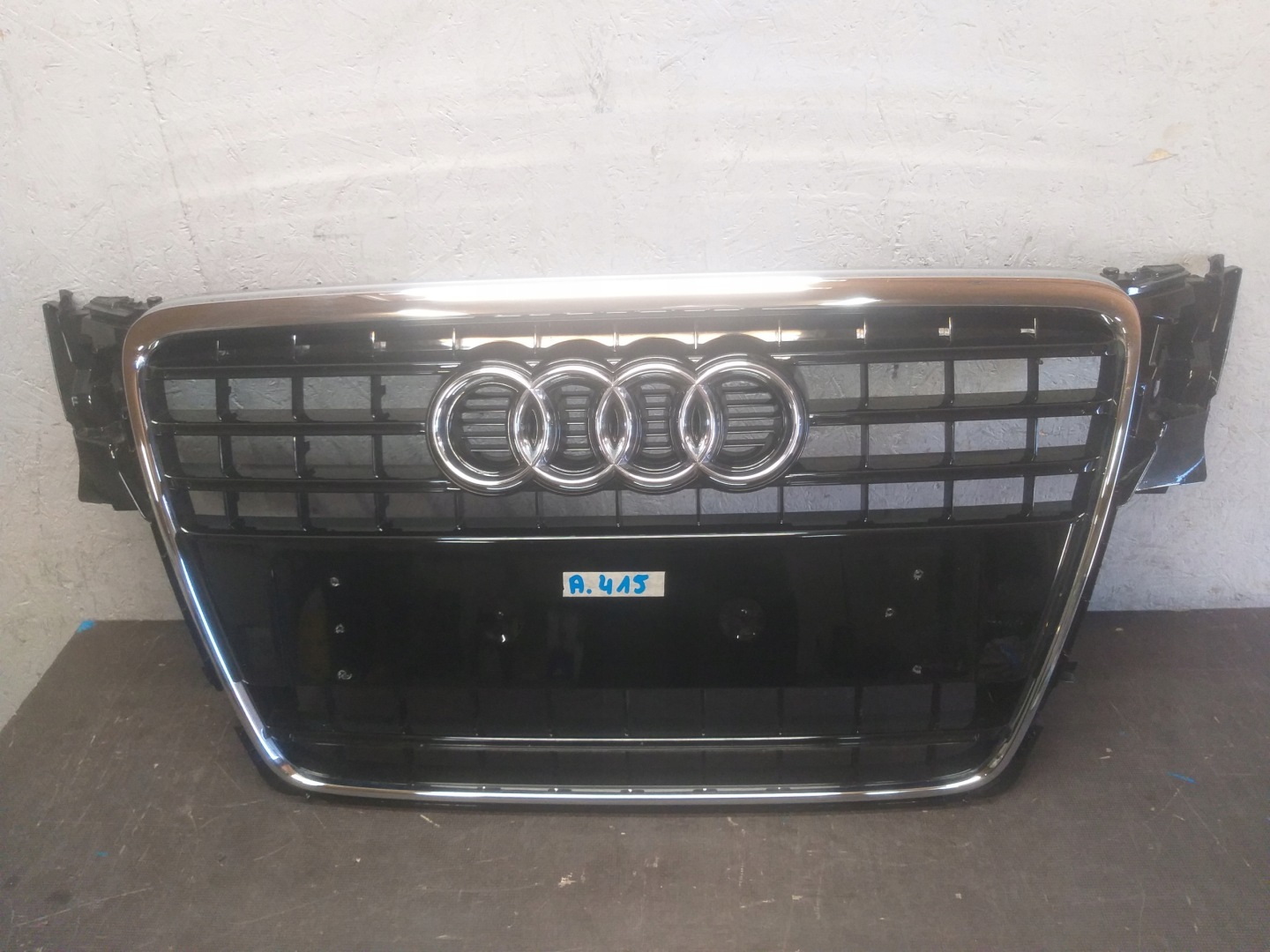 Audi A4 B8 Kühlergrill FRONTGRILL Kühlergitter 8K0853651 - Thumbnail 1