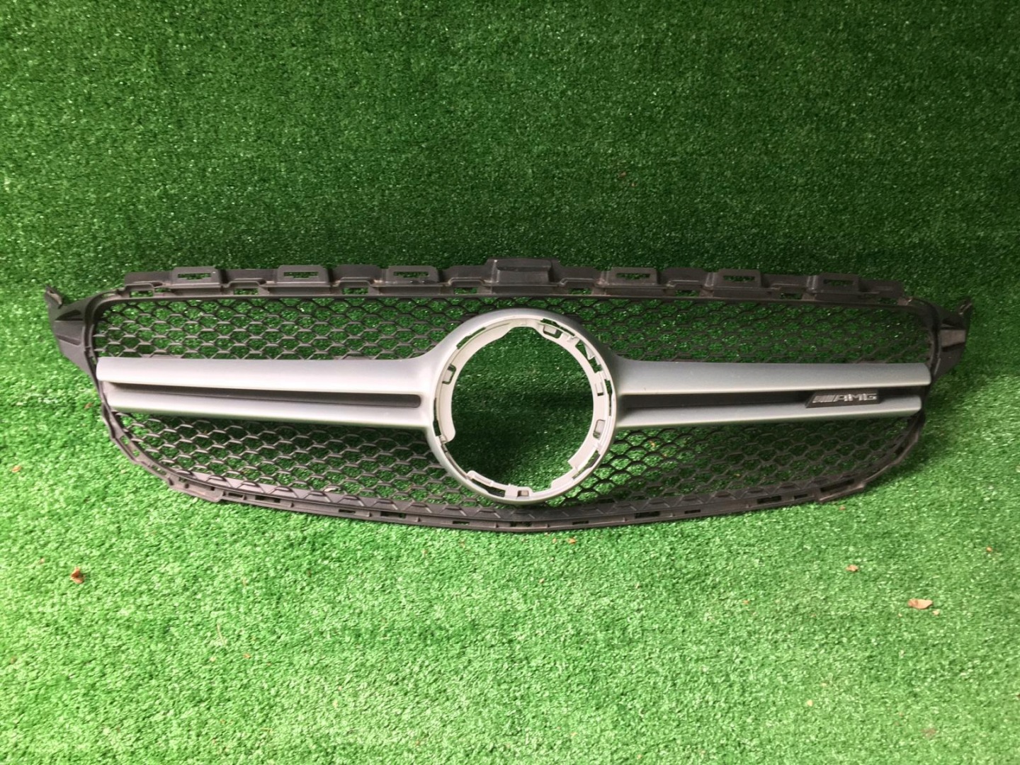 Mercedes-Benz C-Klasse W205 Kühlergrill FRONTGRILL Kühlergitter A2058881900 - Thumbnail 1