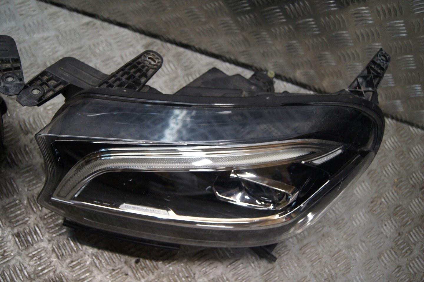 Frontscheinwerfer Mercedes-Benz X-Klasse W470 A4709060800 LED Links Headlight - Thumbnail 6