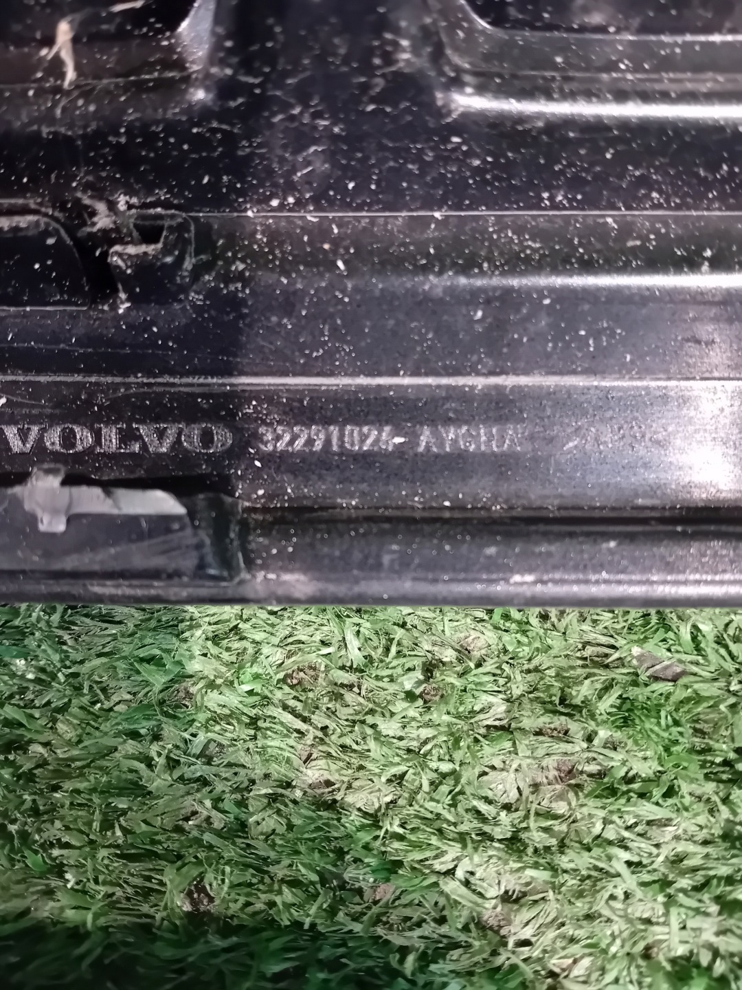 Volvo XC60 Kühlergrill FRONTGRILL Kühlergitter 32291026 - Thumbnail 6