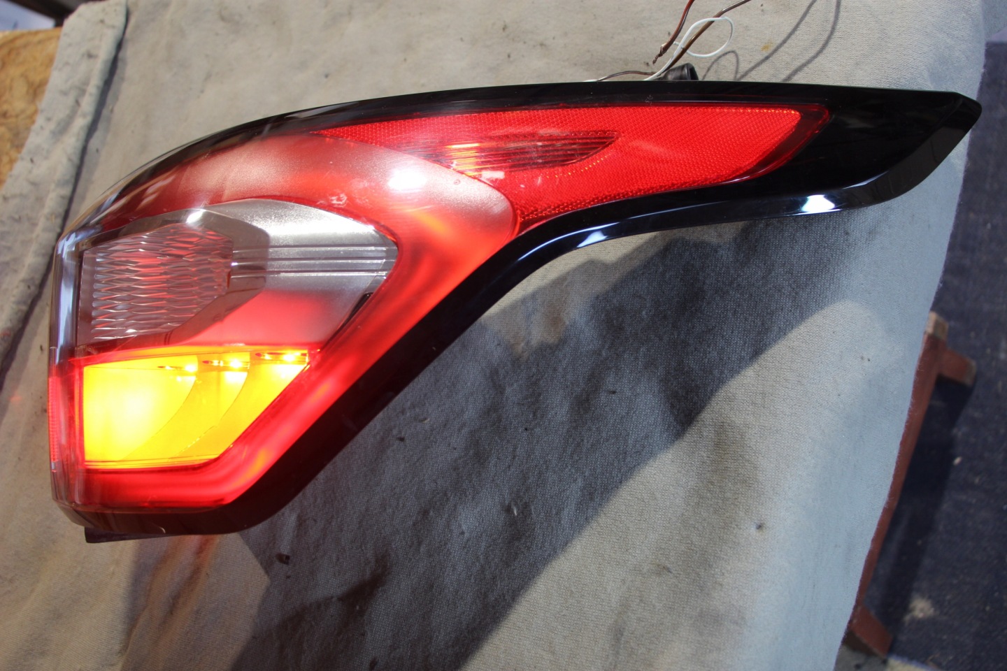 Ford Kuga II Mk2 Rückleuchte GV4113404AEGV Rearlamp - Thumbnail 8