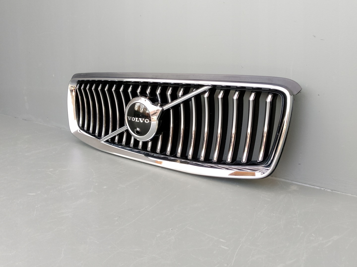 Volvo XC60 Kühlergrill FRONTGRILL Kühlergitter 32368147 - Thumbnail 3