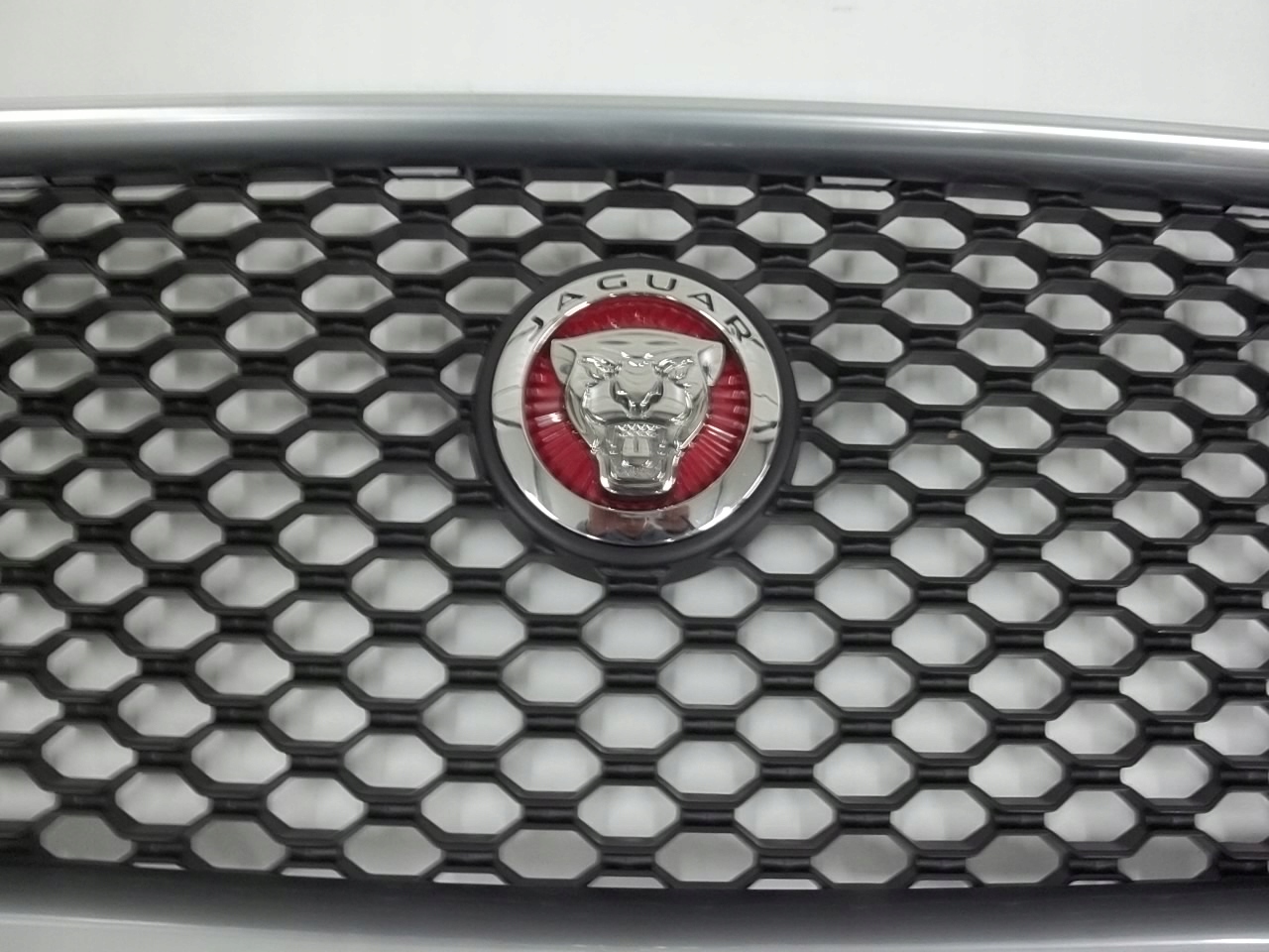 Jaguar XE X760 Kühlergrill FRONTGRILL Kühlergitter - Thumbnail 2