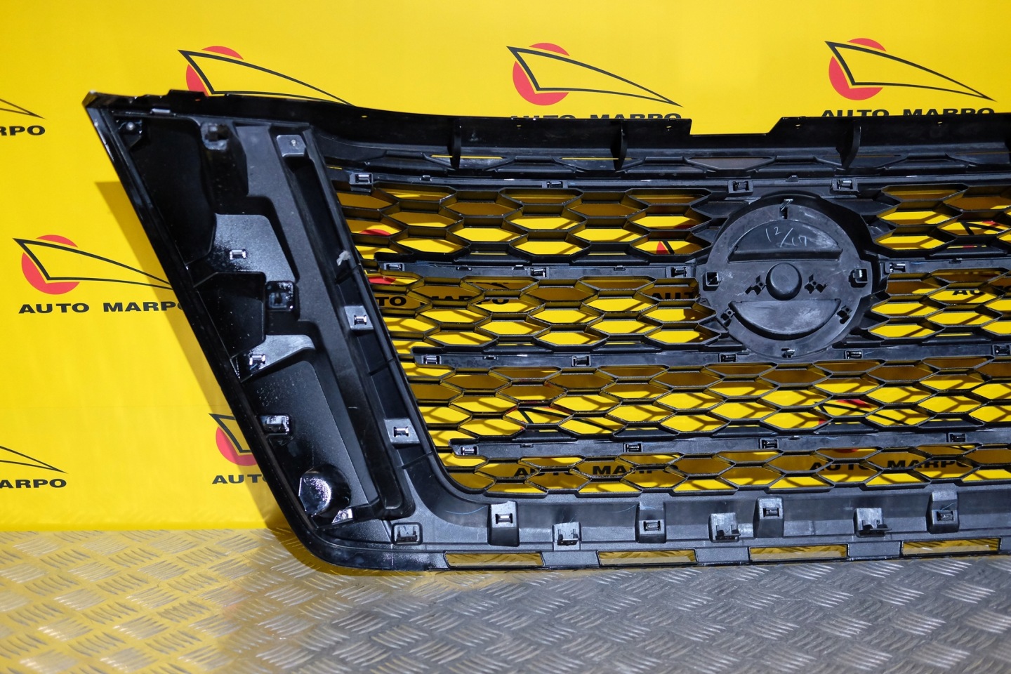 Nissan Patrol Y60 Kühlergrill FRONTGRILL Kühlergitter - Thumbnail 8