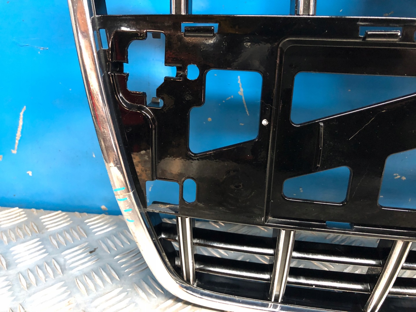 Audi A6 Kühlergrill FRONTGRILL Kühlergitter 4F0853651AJ - Thumbnail 9