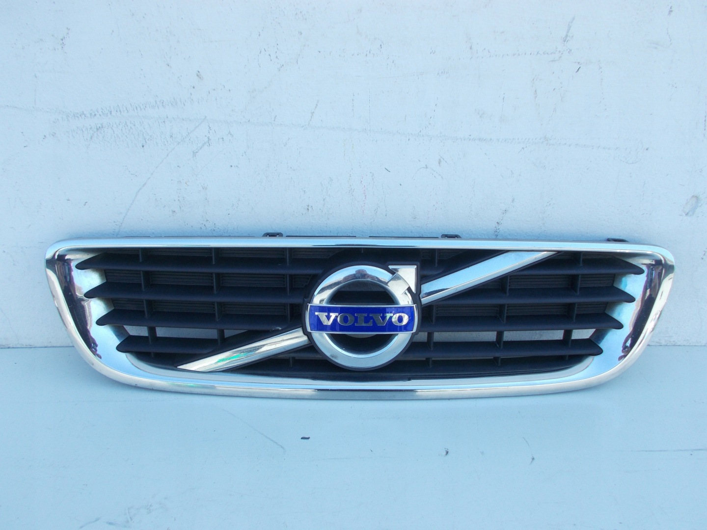 Volvo S40/S50/V40/V50 S40 Kühlergrill FRONTGRILL Kühlergitter 30744915OK - Thumbnail 1